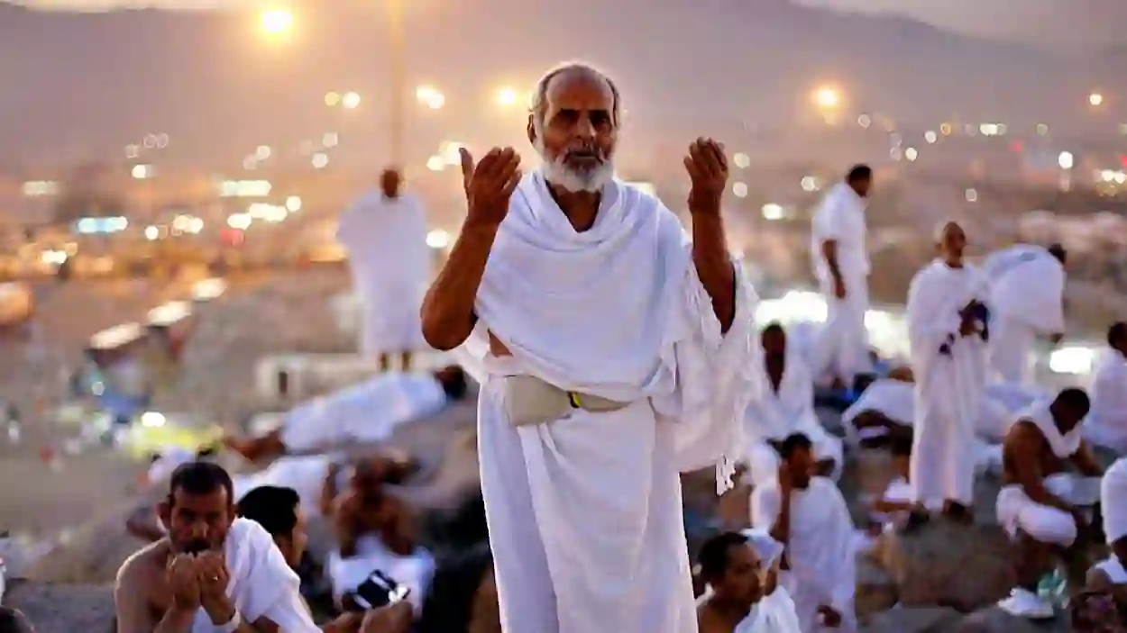 إعلان عاجل من مصر للطيران حول عودة الحجاج المصريين من السعودية وجدول الرحلات الجديد 
