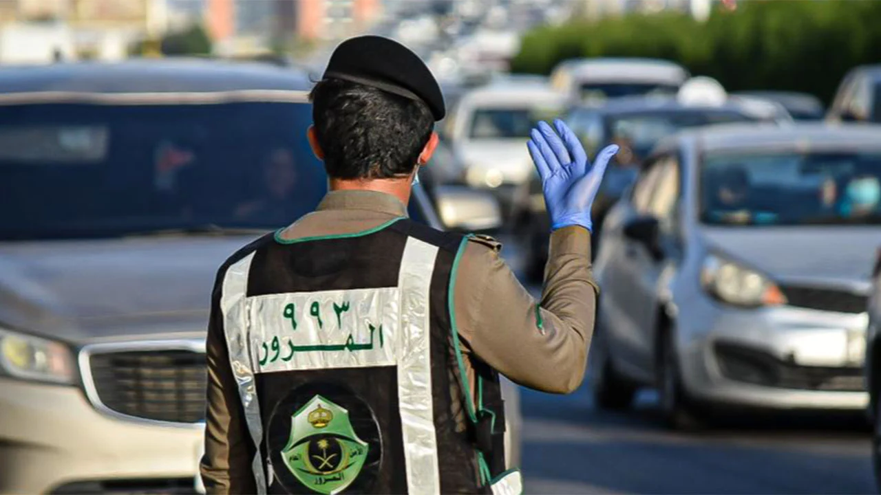 المرور السعودية يبدء تطبيق اجراءات مشددة من اليوم تتعلق بالفحص الدوري ومنع تركيب هذه الاكسسوارات الشائعة في السيارات الخصوصي 