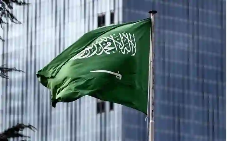 السعودية تعلن وقف تجديد إقامات أعداد كبيرة من المقيمين تمهيداً لتوطين هذه المهن ومصادر تكشف تفاصيل القرارات المرتقبة 